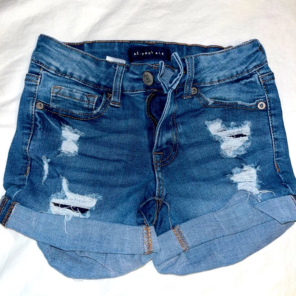 Aeropostale Low Rise Jean shorts- Size 000